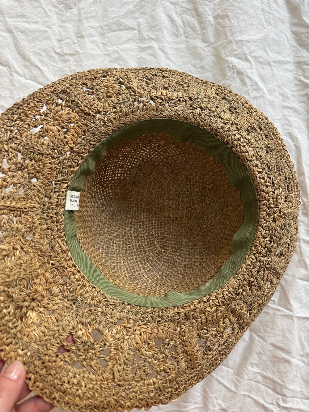 Vintage 90’s Straw Summer Hat with Subtle Floral Patten - Picture 4 of 4